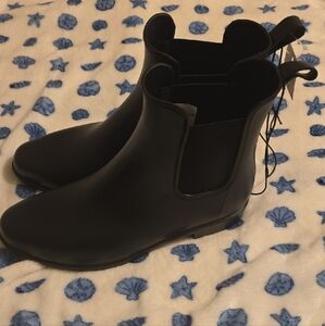 Black Women's Winter & Rain Boots